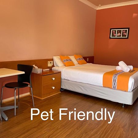 Philadelphia Motor Inn Эчука Экстерьер фото