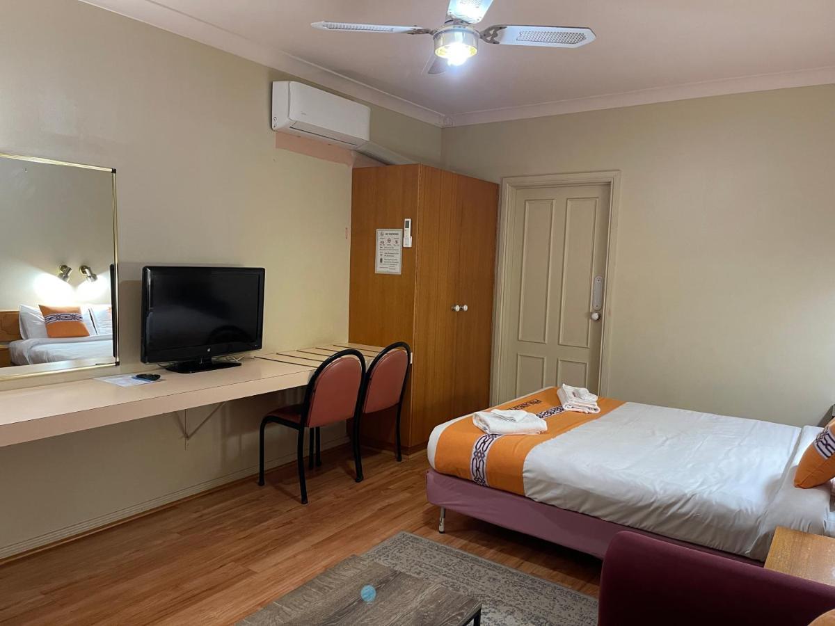 Philadelphia Motor Inn Эчука Экстерьер фото